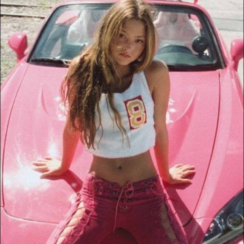 Meet your Posher, Jade